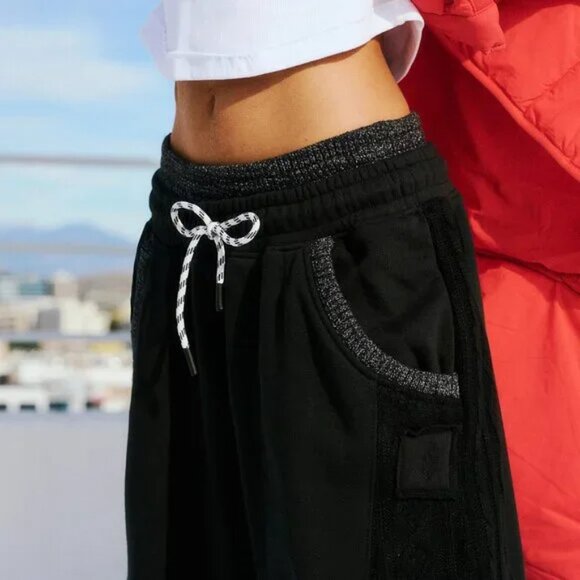 Free People Snow Worries Pants Black NWOT Size Small - Picture 3 of 8